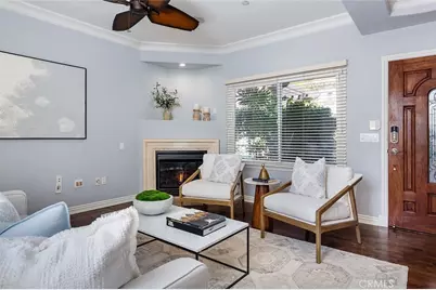 242 E Glenarm Street #5, Pasadena, CA 91106 - Photo 4