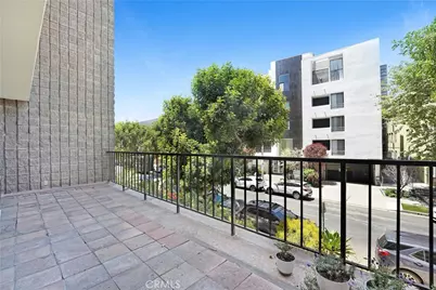 10966 Rochester Avenue #1B, Los Angeles, CA 90024 - Photo 12