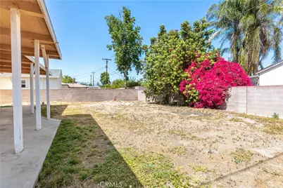 10436 Columbus Avenue, Mission Hills (San Fernando), CA 91345 - Photo 20