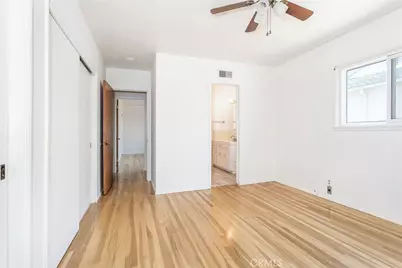 10436 Columbus Avenue, Mission Hills (San Fernando), CA 91345 - Photo 32