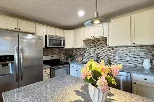 9957 Oakwood, Hesperia, CA 92345 - Photo 14