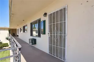 915 E Palmer Ave, Glendale, CA 91205 - Photo 2