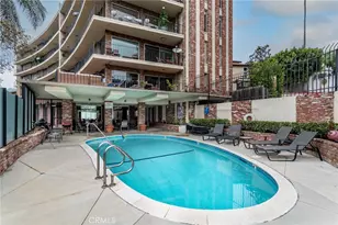 2260 N Cahuenga Blvd, Los Angeles, CA 90068 - Photo 4
