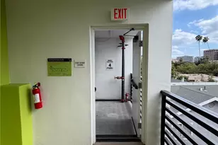 176 N Catalina Ave, Pasadena, CA 91106 - Photo 12