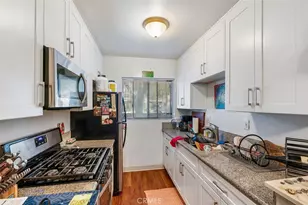 112 N Mar Vista Ave, Pasadena, CA 91106 - Photo 14