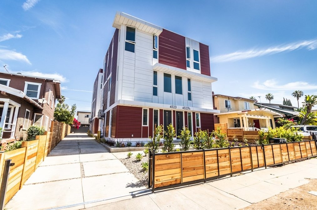 4523 St Elmo Dr, Los Angeles, CA 90019-5854