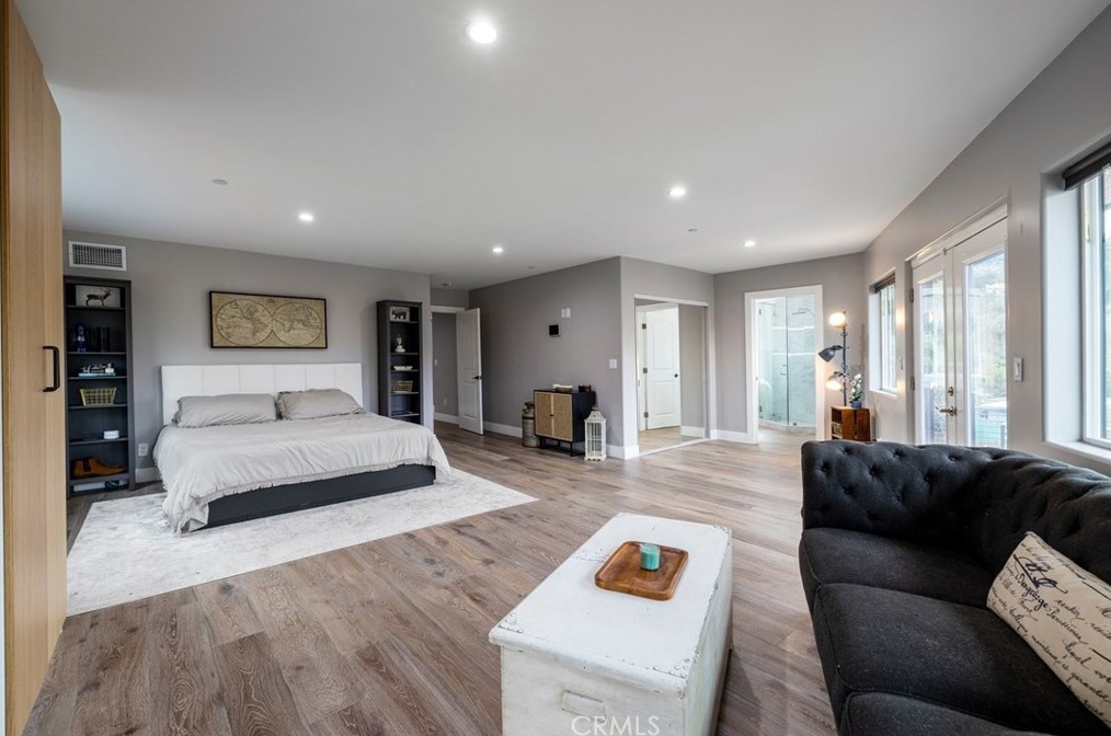 1324 Oak Grove Dr, Los Angeles CA  90041-3116 exterior