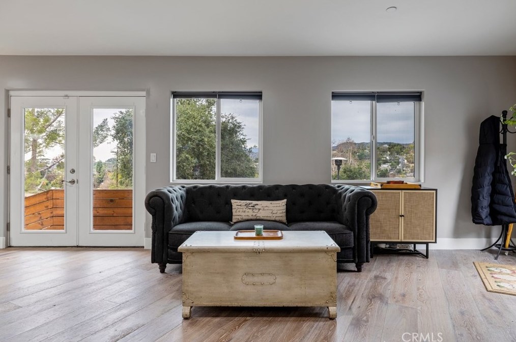1324 Oak Grove Dr, Los Angeles CA  90041-3116 exterior