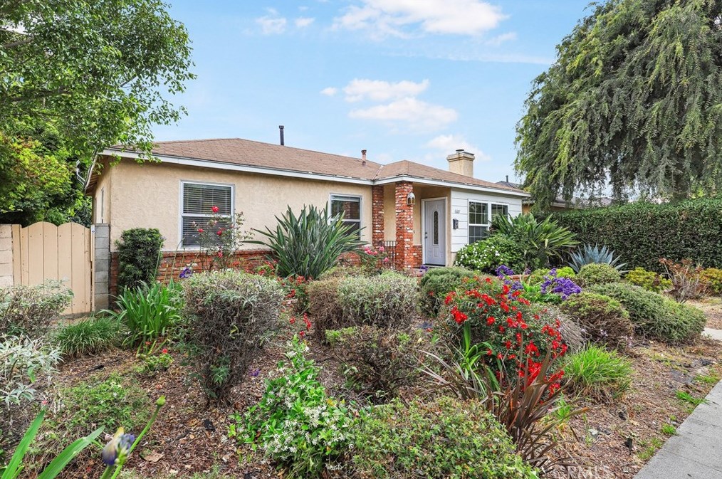 6607 Lindley Ave, Los Angeles, CA 91335-5512