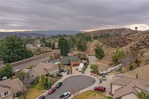 20643 Calhaven Dr, Saugus, CA 91390 - Photo 4