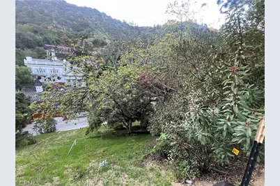 8587 Lookout Mountain Avenue, Los Angeles, CA 90046 - Photo 1