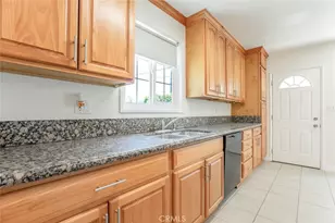10347 Newhome Ave, Sunland, CA 91040 - Photo 8