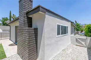 10347 Newhome Ave, Sunland, CA 91040 - Photo 24