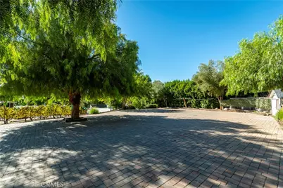 10161 Foothill Boulevard, Sylmar, CA 91342 - Photo 38