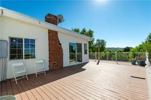 10161 Foothill Blvd, Sylmar, CA 91342 - Photo 26