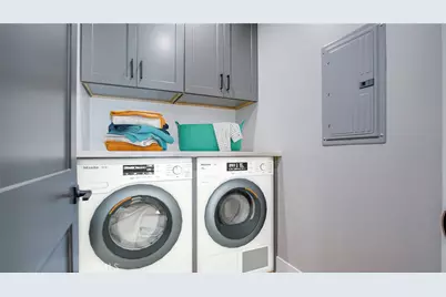 6250 Lindley Avenue, Encino, CA 91316 - Photo 58