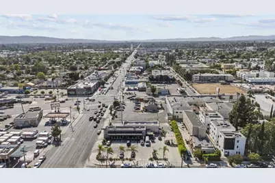 11671 Victory Boulevard, North Hollywood, CA 91606 - Photo 4