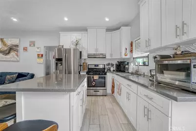 7663 Shadyglade Avenue, North Hollywood, CA 91605 - Photo 6