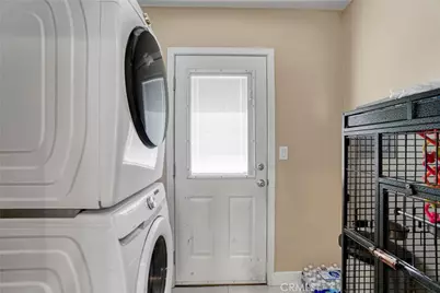 7663 Shadyglade Avenue, North Hollywood, CA 91605 - Photo 32