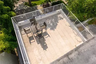 520 N Curson Ave, Los Angeles, CA 90036 - Photo 48