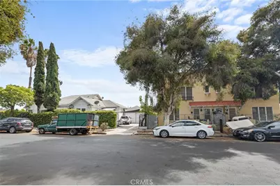 1185 Edgemont, Los Angeles, CA 90026 - Photo 8