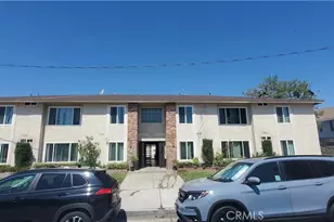 24522 Chestnut, Newhall, CA 91321 - Photo 2