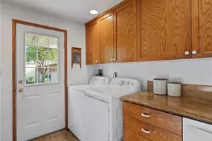 1516 N Pepper St, Burbank, CA 91505 - Photo 10