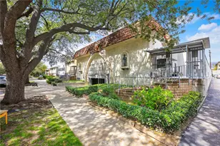 333 Riverdale, Glendale, CA 91204 - Photo 2