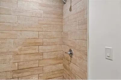 14143 Victory Boulevard, Van Nuys, CA 91401 - Photo 10