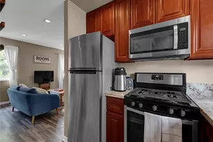 11813 Runnymede St, North Hollywood, CA 91605 - Photo 4