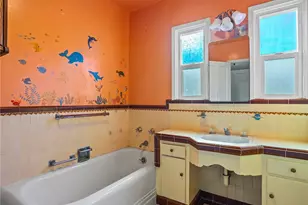 207 W Ash Ave, Burbank, CA 91502 - Photo 20