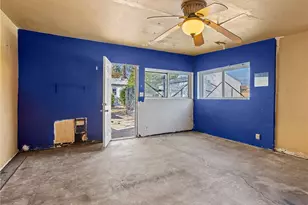 210 W Ash Ave, Burbank, CA 91502 - Photo 20