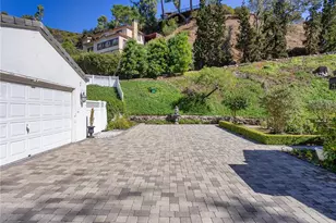 1620 Melwood Dr, Glendale, CA 91207 - Photo 34