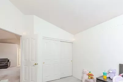 14354 Rushmore Court, Canyon Country, CA 91387 - Photo 26