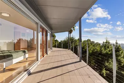 5675 Spreading Oak Drive, Los Angeles, CA 90068 - Photo 12