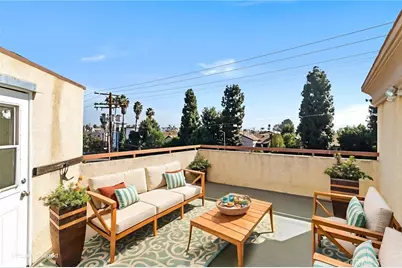 14957 Victory Boulevard #101, Van Nuys, CA 91411 - Photo 10