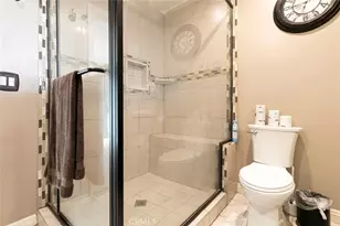 7419 Kraft, North Hollywood, CA 91605 - Photo 16