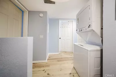 9318 Van Nuys Boulevard #26, Panorama City, CA 91402 - Photo 14