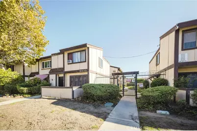 9318 Van Nuys Boulevard #26, Panorama City, CA 91402 - Photo 1