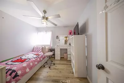 9318 Van Nuys Boulevard #26, Panorama City, CA 91402 - Photo 16