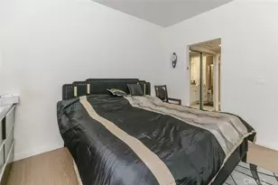 450 W Dryden St, Glendale, CA 91202 - Photo 14