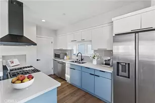 1726 Menlo Ave, Los Angeles, CA 90006 - Photo 2