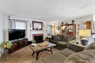 6300 Teesdale Avenue, Los Angeles, CA 91606 - Photo 2