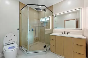 254 W Santa Anita, Burbank, CA 91502 - Photo 10