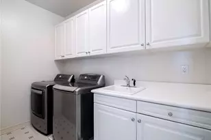 3429 Castleman Ln, Burbank, CA 91504 - Photo 38