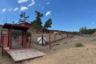 6151 Hubbard Rd, Acton, CA 93510 - Photo 16