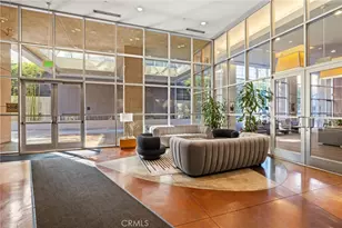 801 S Grand, Los Angeles, CA 90017 - Photo 14