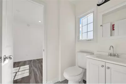 13321 Blythe Street, North Hollywood, CA 91605 - Photo 16
