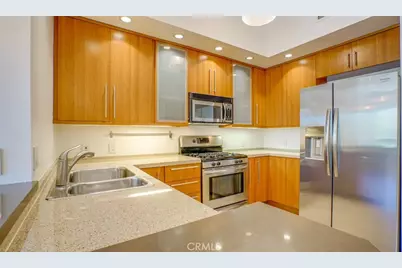 4705 Whitsett #106, Studio City, CA 91604 - Photo 32
