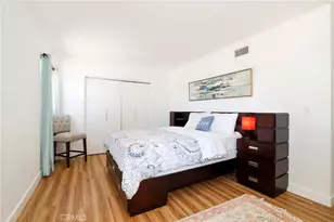 22666 Cavalier St, Woodland Hills, CA 91364 - Photo 20